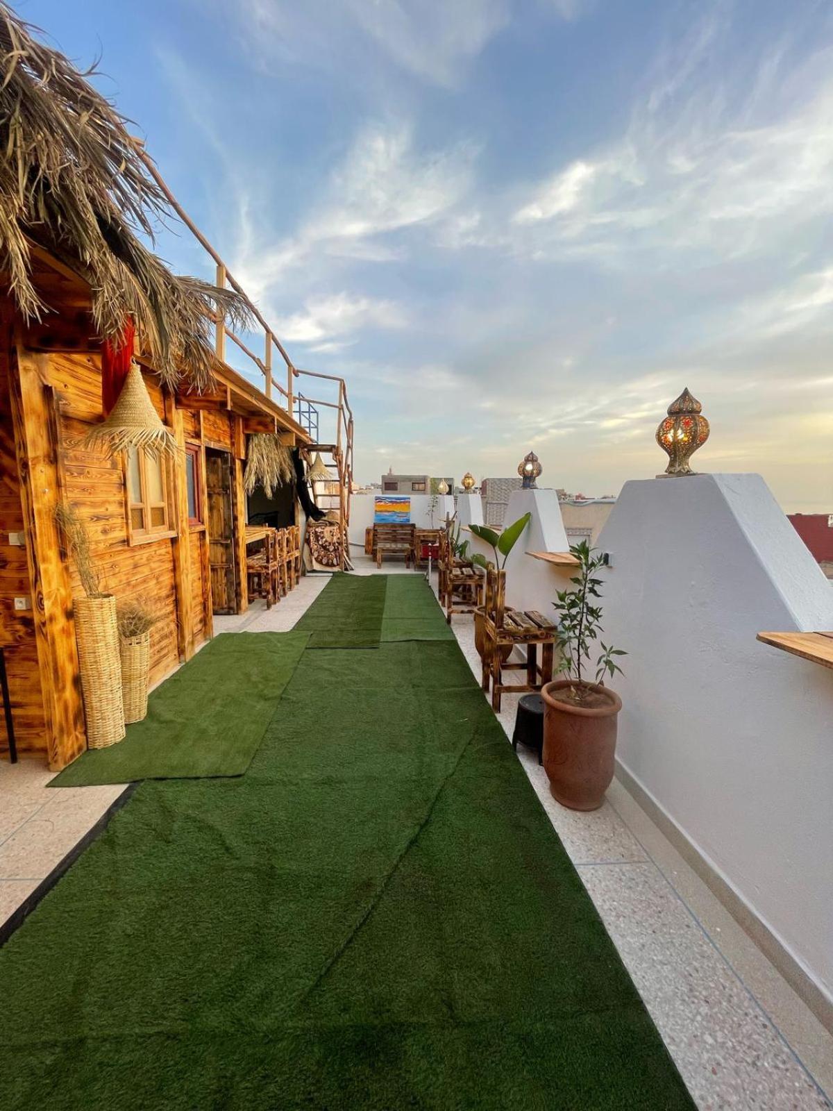 Heaven Surf Camp Hostel Tamraght Exterior photo